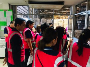 ศึกษาดูงาน ณ บริษัทบุญถาวรโลจิสติกส์เซ็นเตอร์ 12