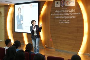 หลักสูตรโลจิสติกส์ บัณฑิตพันธุ์ใหม่ 36