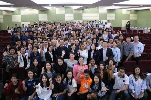 หลักสูตรโลจิสติกส์ บัณฑิตพันธุ์ใหม่ 25