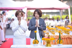 พิธีทิศาบูชาเทพเทวามหาวิทยาลัยศรีปทุม 10