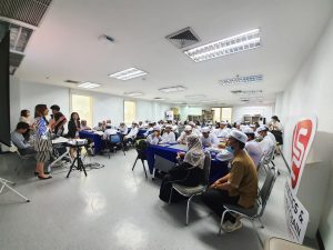 ร.ร.ท่าอิฐศึกษา Campus visit 12