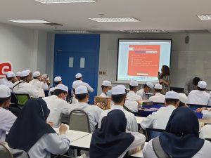 ร.ร.ท่าอิฐศึกษา Campus visit 2