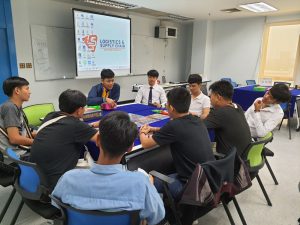 ร.ร. นนวมินทราชินูทิศฯ Campus visit 1