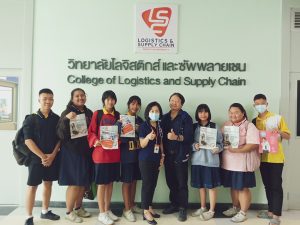 Campus visit ร.ร.เตรียมอุดมศึกษา สุวินทวงศ์ 5