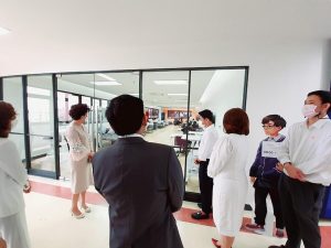 อธิการบดีร่วมแสดงความยินดี 6