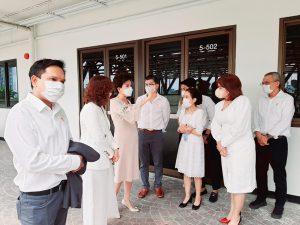 อธิการบดีร่วมแสดงความยินดี 4