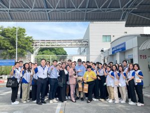DekLogistics ตะลุยบุกคลังสินค้าการบินไทย 11