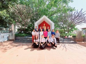 สักการะสิ่งศักดิ์สิทธิ์ประจำมหาวิทยาลัย 4