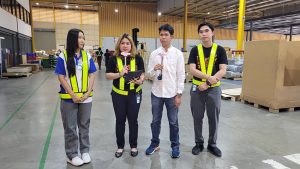 พาตะลุยคลังสินค้า 7