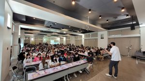 Play & Learn รายวิชา LSM205 12
