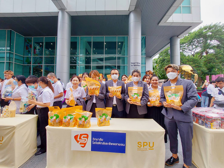 ร่วมทำบุญตักบาตร และร่วมพิธีกตเวทิตาคุณรำลึกผู้ก่อตั้งมหาวิทยาลัยศรีปทุม 3