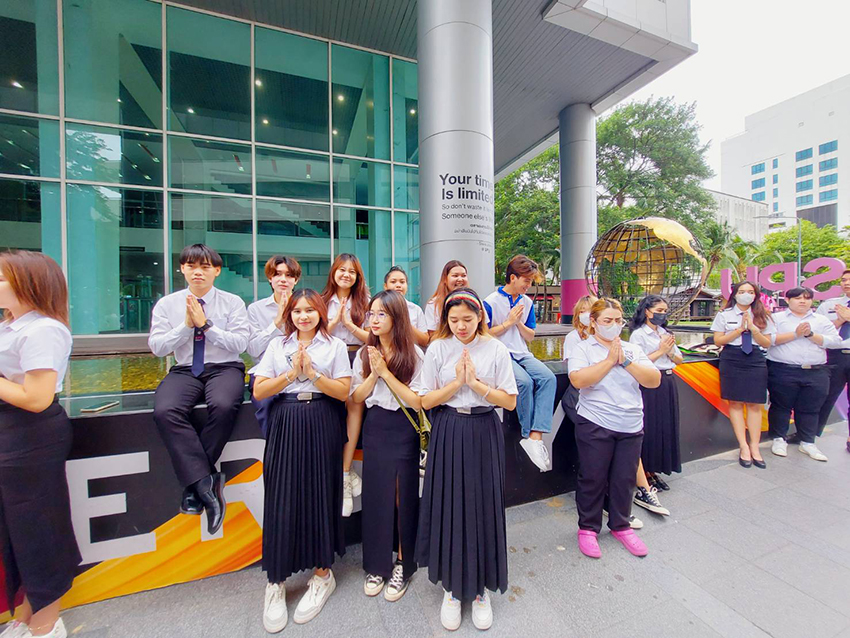 ร่วมทำบุญตักบาตร และร่วมพิธีกตเวทิตาคุณรำลึกผู้ก่อตั้งมหาวิทยาลัยศรีปทุม 11