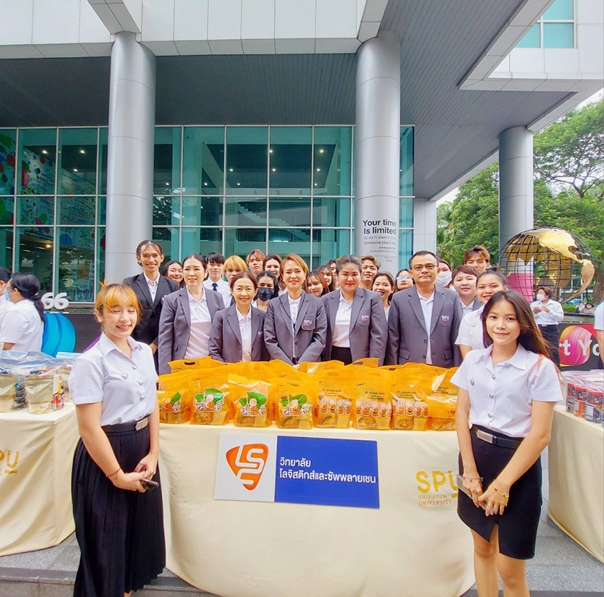 ร่วมทำบุญตักบาตร และร่วมพิธีกตเวทิตาคุณรำลึกผู้ก่อตั้งมหาวิทยาลัยศรีปทุม 12