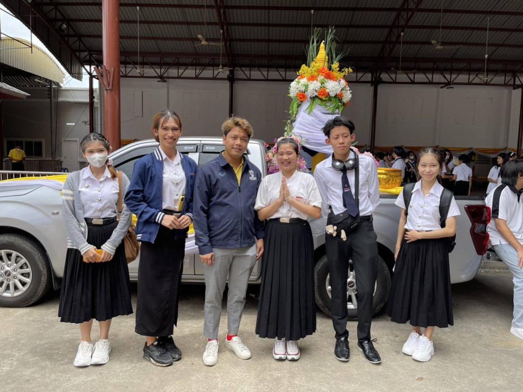 ว.โลจิสติกส์ฯ ร่วมถวายเทียนพรรษา เนื่องในโอกาส "วันอาสาฬหบูชาและวันเข้าพรรษา" ประจำปี 2566 3