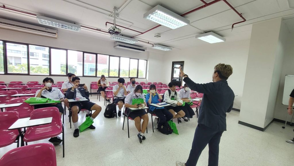 โรงเรียนฤทธิยะวรรณาลัย 2 CampusVisit 1