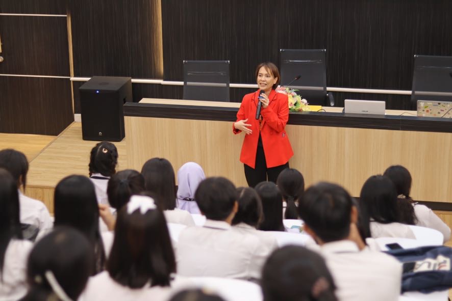 Logistics SPU ล่องใต้ บริการวิชาการ @วิทยาลัยเทคนิคหาดใหญ่ 2