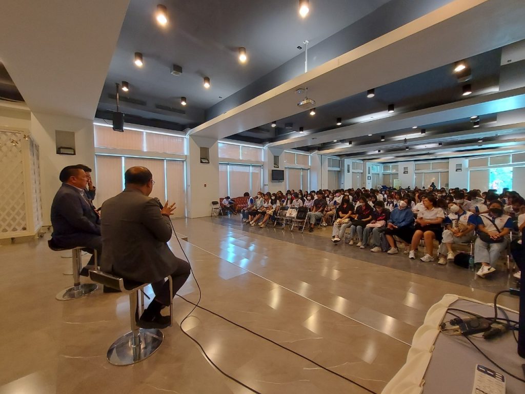 เริ่มแล้ว IM-EX Logistics รุ่นที่ 1 21