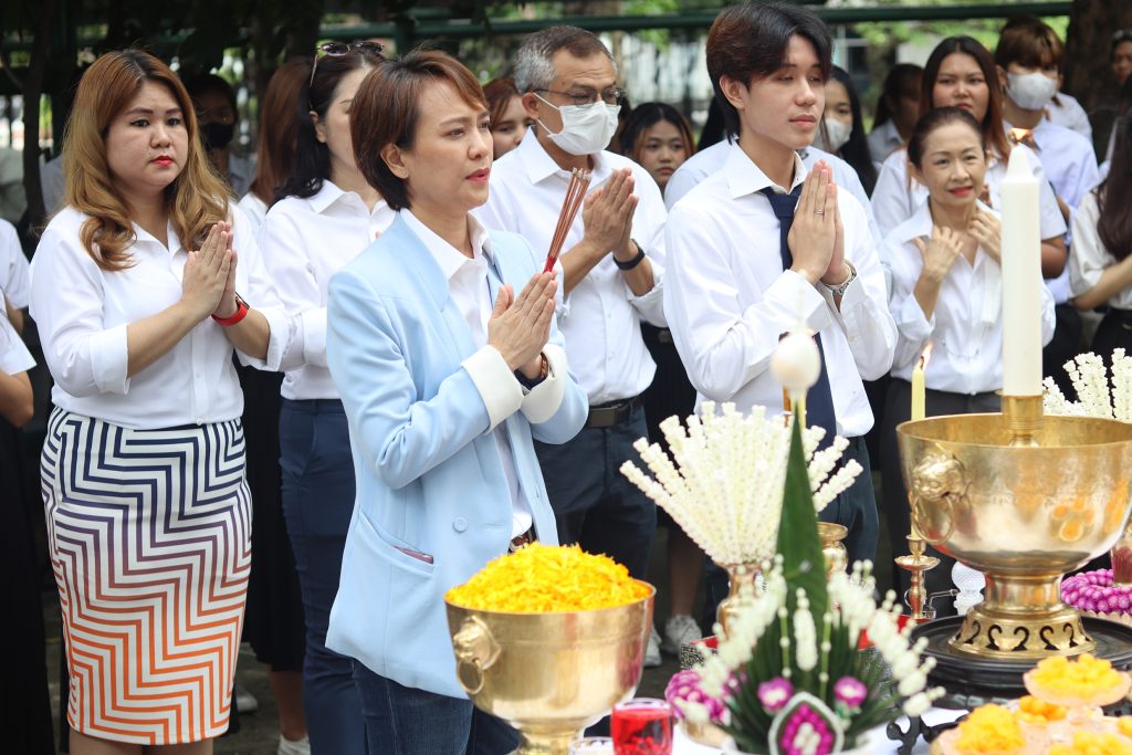 พิธีบวงสรวงศาลพระภูมิเจ้าที่ และศาลตา-ยาย ประจำมหาวิทยาลัย 13