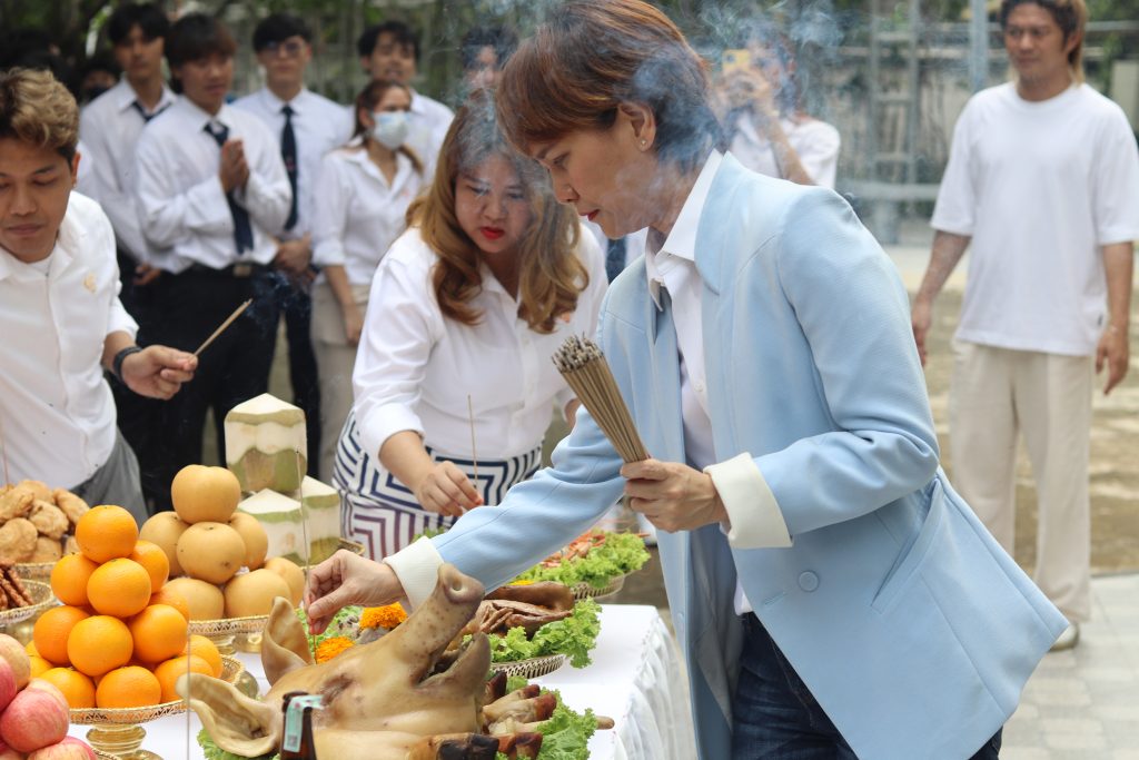พิธีบวงสรวงศาลพระภูมิเจ้าที่ และศาลตา-ยาย ประจำมหาวิทยาลัย 19