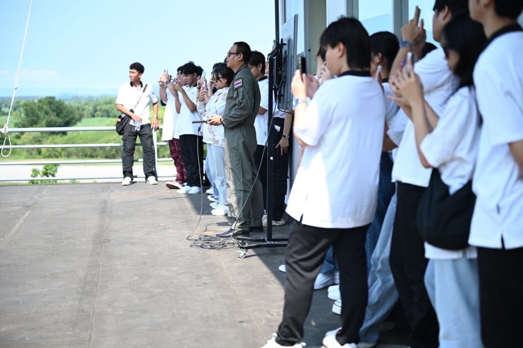 นักศึกษาบัณฑิตพันธุ์ใหม่ SPU ลุยสนามฝึกปฏิบัติภาคอากาศการบินอากาศยานไร้คนขับ 13