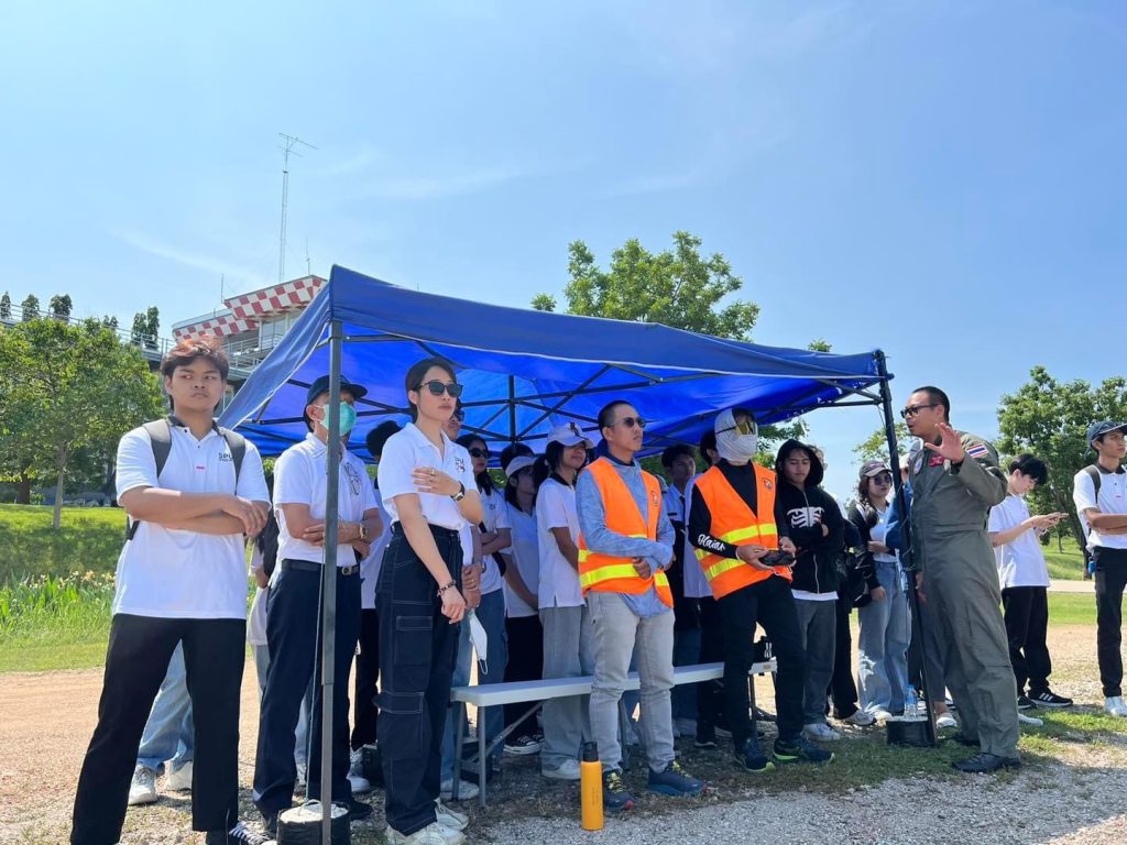 นักศึกษาบัณฑิตพันธุ์ใหม่ SPU ลุยสนามฝึกปฏิบัติภาคอากาศการบินอากาศยานไร้คนขับ 16