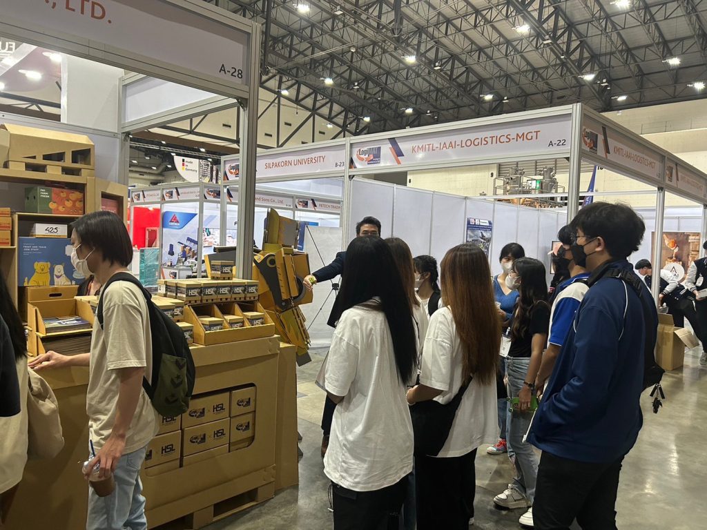 DekLogistics SPU พาอัพเดทเทคโนโลยีคลังสินค้าสุดล้ำล่าสุด ในงาน LogiMAT intelligent Warehouse 2023 13