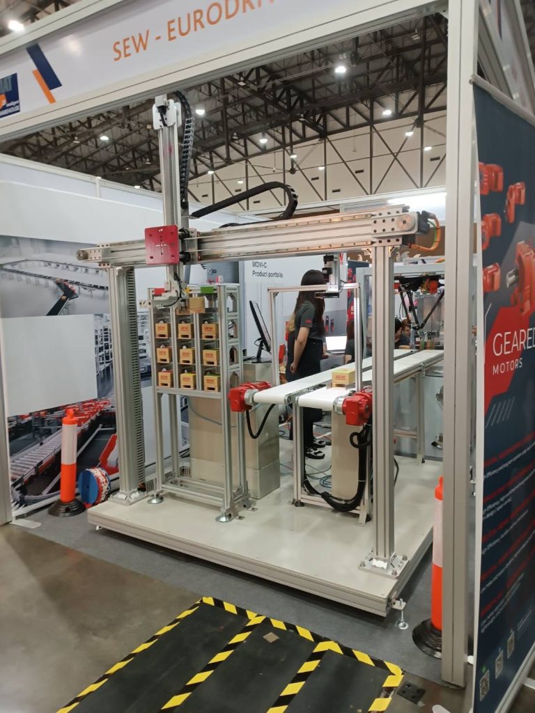 DekLogistics SPU พาอัพเดทเทคโนโลยีคลังสินค้าสุดล้ำล่าสุด ในงาน LogiMAT intelligent Warehouse 2023 18