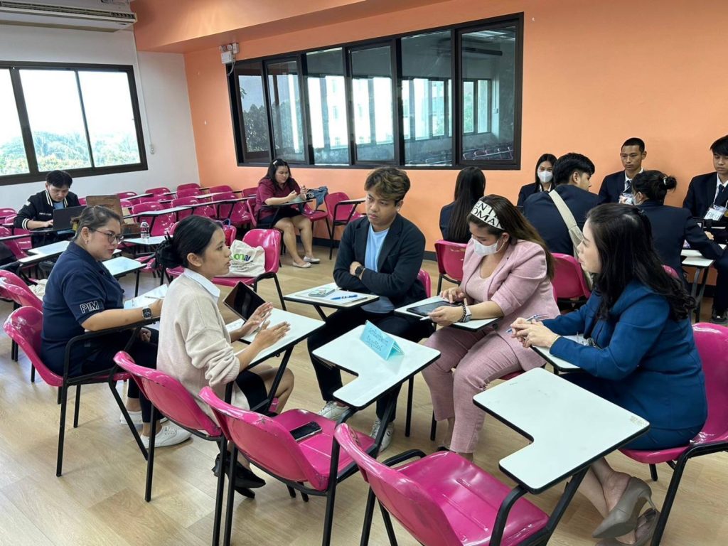 การประกวดแข่งขันนวัตกรรมทางธุรกิจ ในหัวข้อ “Smart City” _ Smart Innovation + Smart Logistics 15