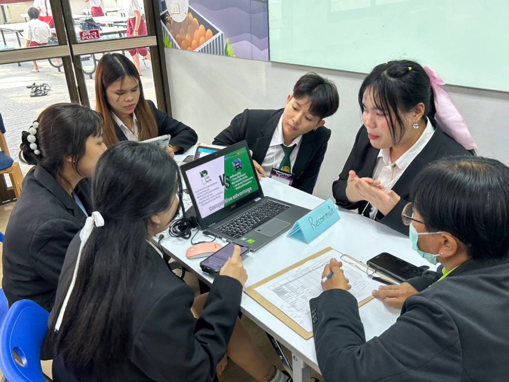 การประกวดแข่งขันนวัตกรรมทางธุรกิจ ในหัวข้อ “Smart City” _ Smart Innovation + Smart Logistics 18