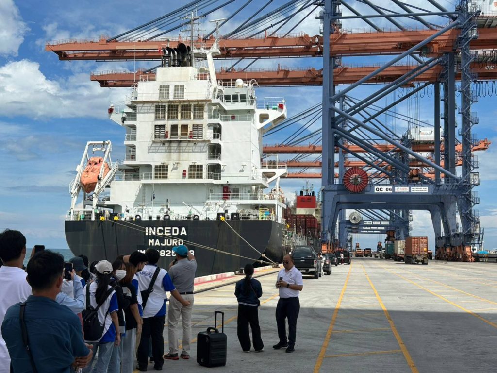 Dek Logistics เปิดประสบการณ์เรียนรู้นอกห้องเรียน @Chonburi 19
