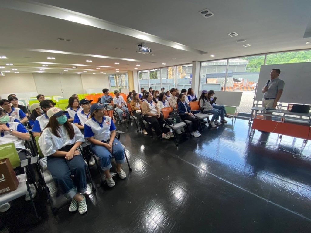 Dek Logistics เปิดประสบการณ์เรียนรู้นอกห้องเรียน @Chonburi 25