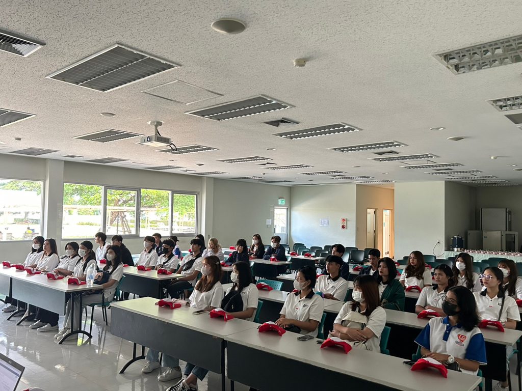 Dek Logistics SPU เยี่ยมชมโรงงานประกอบรถยนต์โตโยต้า (บ้านโพธิ์) 3