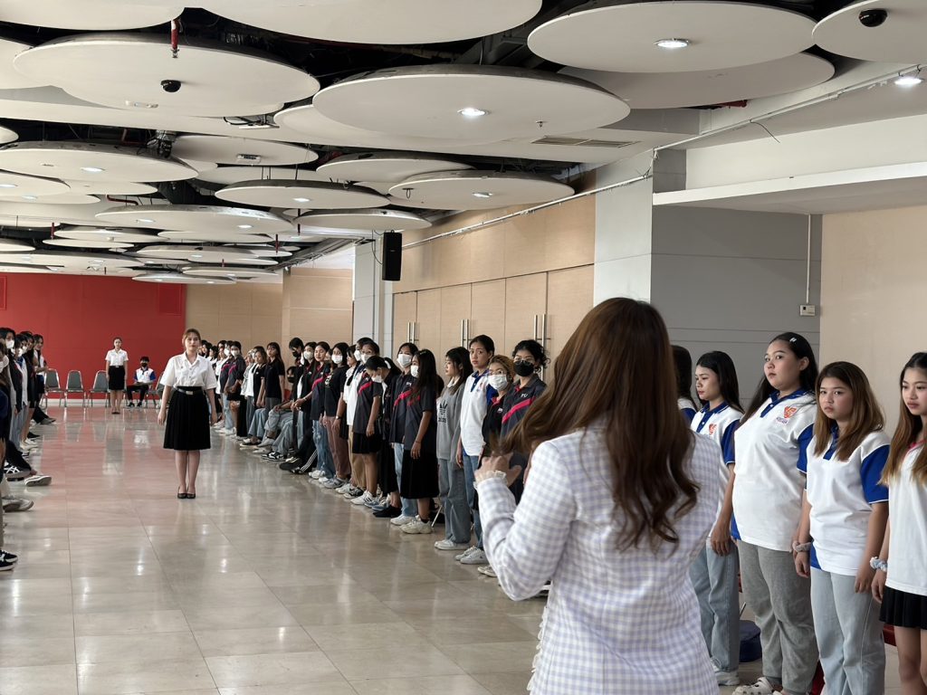 Dek Logistics SPU พัฒนาบุคลิกภาพเสริมภาพลักษณ์สู่วัยทำงานรุ่นใหม่ 1