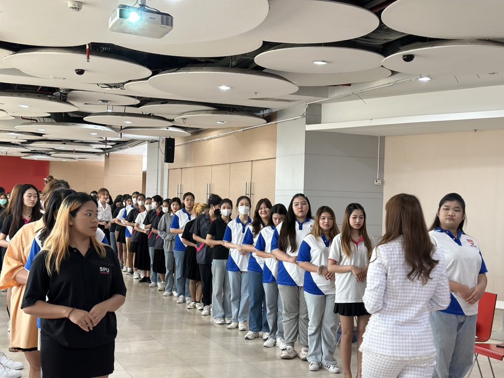 Dek Logistics SPU พัฒนาบุคลิกภาพเสริมภาพลักษณ์สู่วัยทำงานรุ่นใหม่ 6