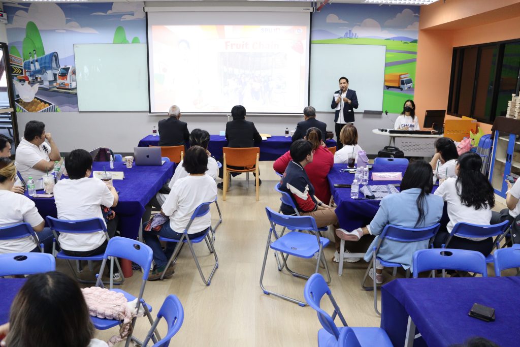 Project Presentation Show & Share Cases 10