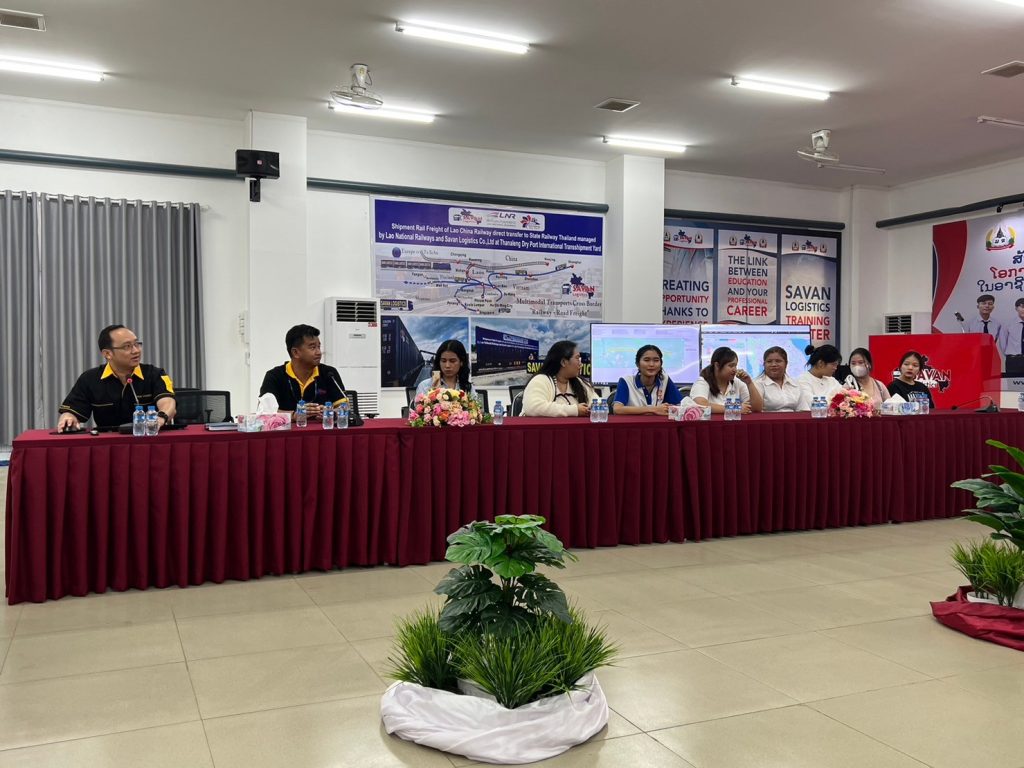 ศึกษาดูงาน ณ SAVAN LOGISTICS 9