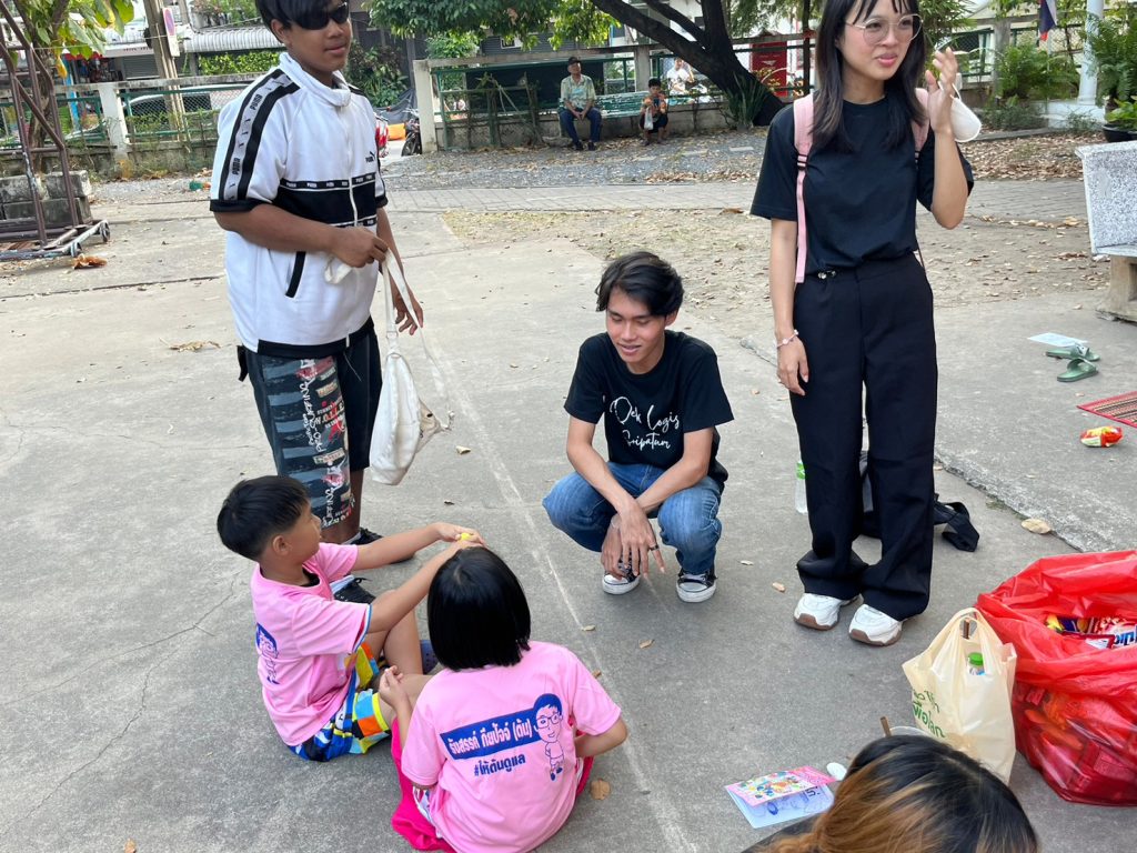 ว.โลจิสติกส์ฯ ร่วมสร้างสรรค์ กิจกรรม มอบความสุขให้กับน้อง ๆ เนื่องในวันเด็ก 4