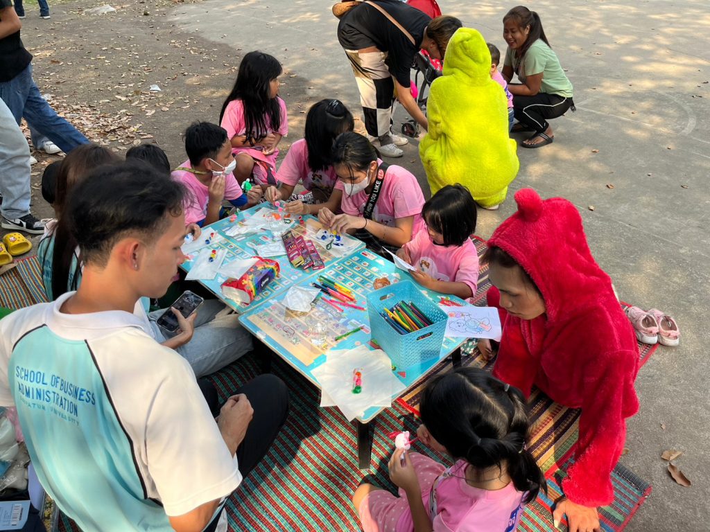 ว.โลจิสติกส์ฯ ร่วมสร้างสรรค์ กิจกรรม มอบความสุขให้กับน้อง ๆ เนื่องในวันเด็ก 15