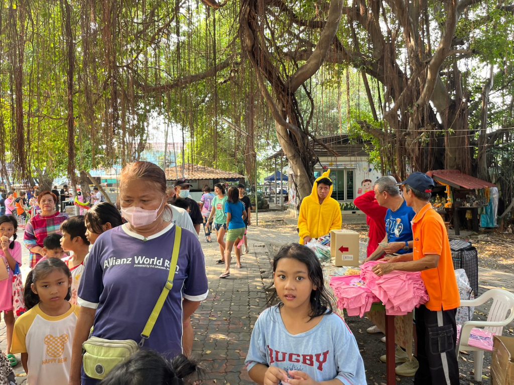 ว.โลจิสติกส์ฯ ร่วมสร้างสรรค์ กิจกรรม มอบความสุขให้กับน้อง ๆ เนื่องในวันเด็ก 20
