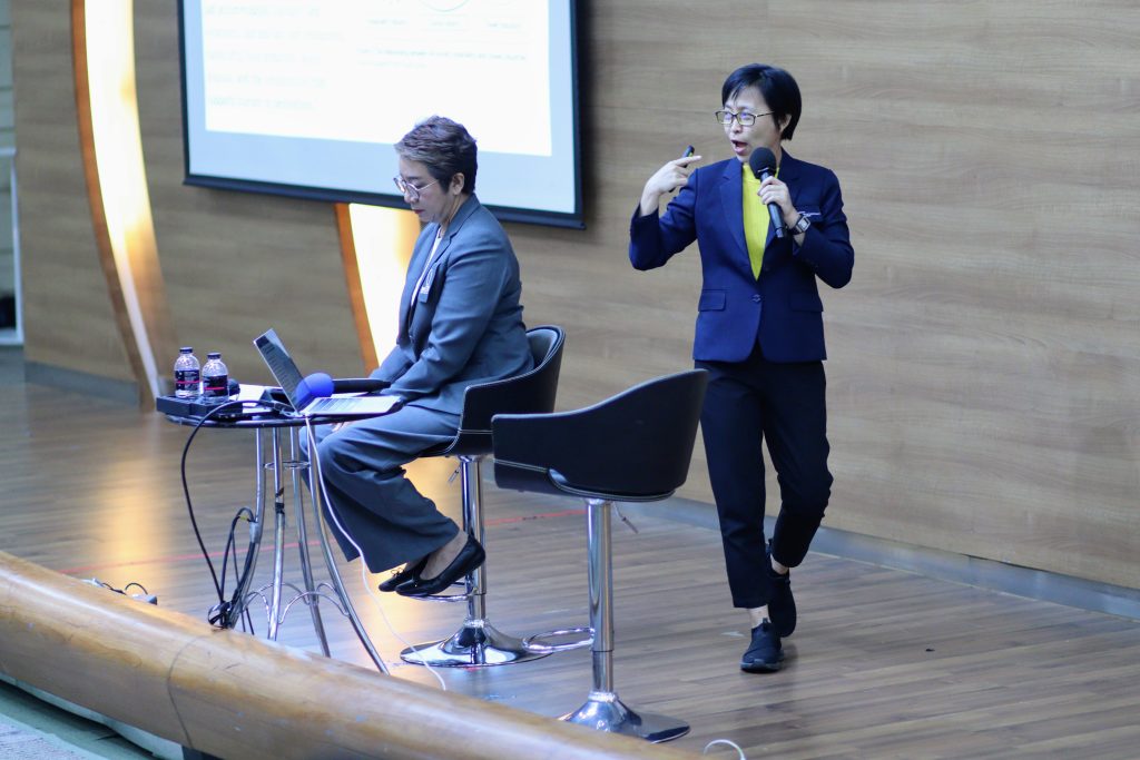 เปิดเวที The Professional ประสบการณ์จากมืออาชีพเพื่อพัฒนาบัณฑิตพันธุ์ใหม่ 15