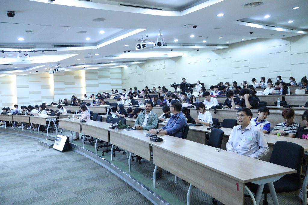 Logistics SPU เปิดเวทีเสวนา "โอกาสโลจิสติกส์ไทย: การส่งออกไม้ล้อมไปประเทศซาอุดิอาระเบียและกลุ่ม GCC 1