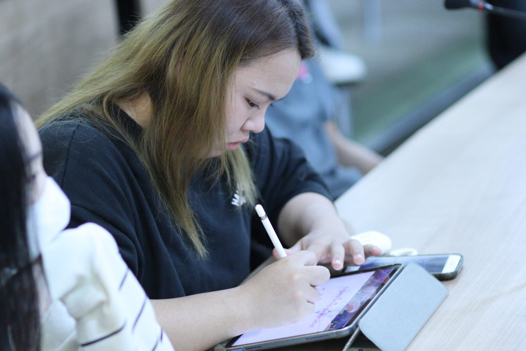Logistics SPU เปิดเวทีเสวนา "โอกาสโลจิสติกส์ไทย: การส่งออกไม้ล้อมไปประเทศซาอุดิอาระเบียและกลุ่ม GCC 14
