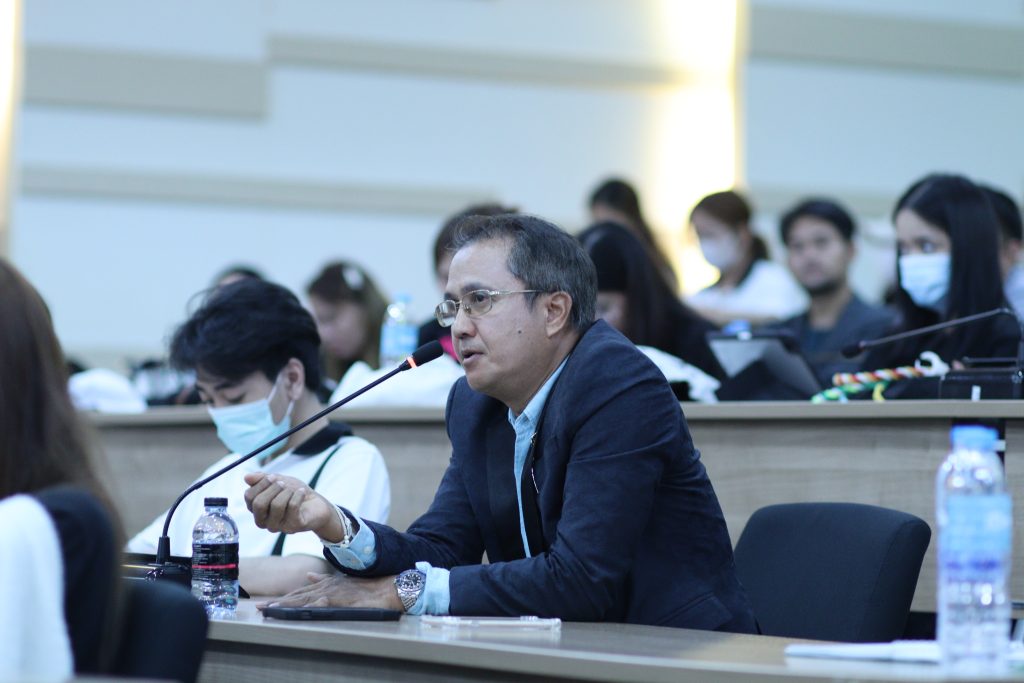 Logistics SPU เปิดเวทีเสวนา "โอกาสโลจิสติกส์ไทย: การส่งออกไม้ล้อมไปประเทศซาอุดิอาระเบียและกลุ่ม GCC 32