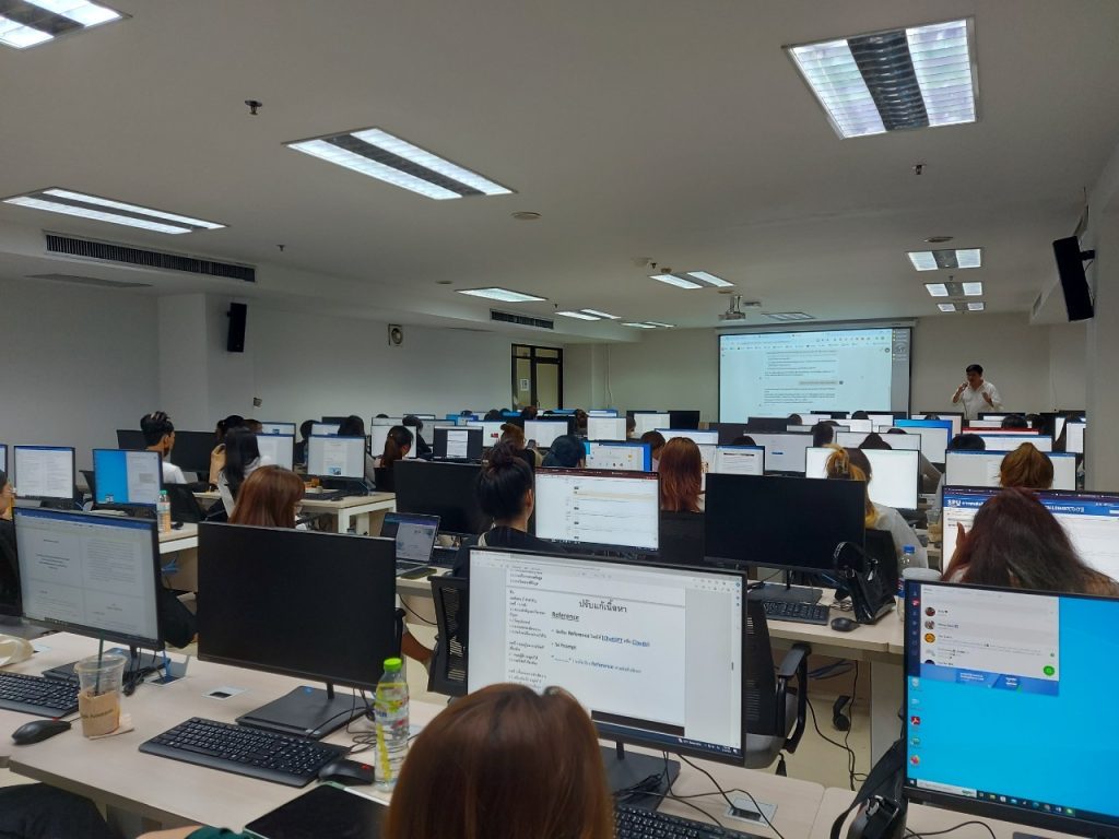 Logistics SPU จัดอบรม Generative AI for Create Logistics Proposal 21