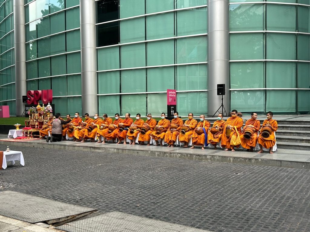Logistics SPU ร่วมสืบสานประเพณีวันสำคัญทางพระพุทธศาสนา วันมาฆบูชา 8