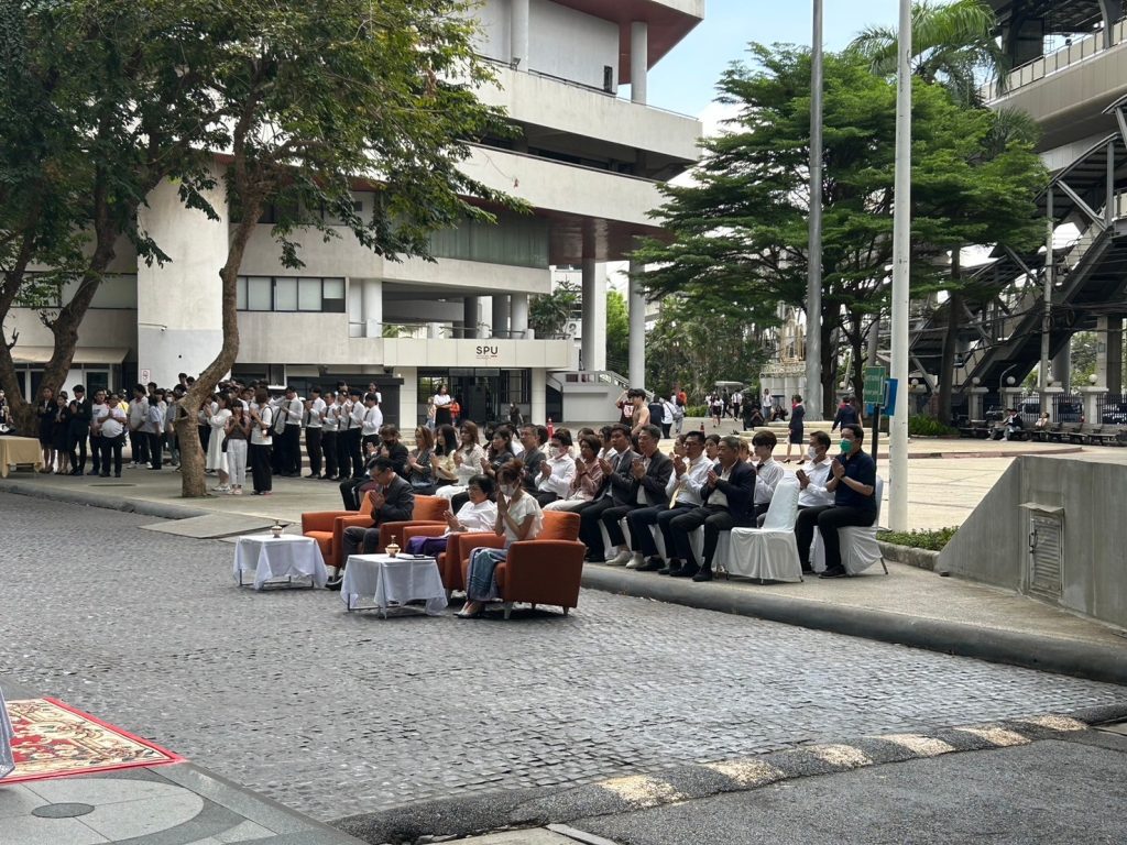 Logistics SPU ร่วมสืบสานประเพณีวันสำคัญทางพระพุทธศาสนา วันมาฆบูชา 9