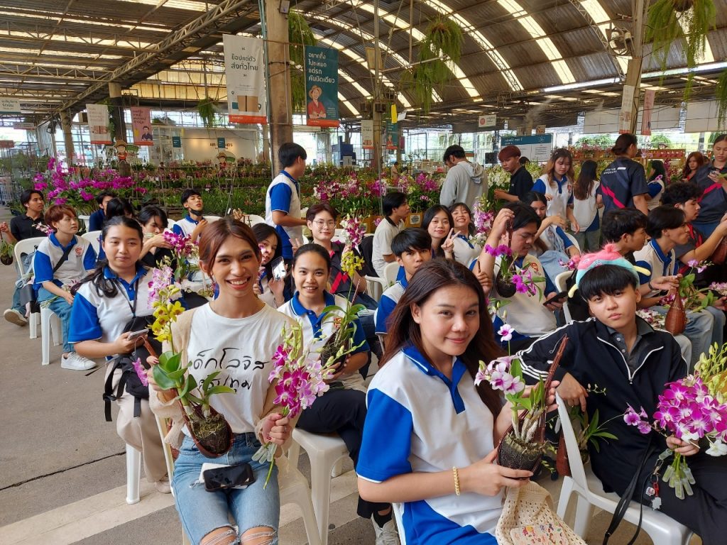 Dek Logistics ศึกษาดูงาน ณ สวนกล้วยไม้ แอร์ออร์คิดส์ 57