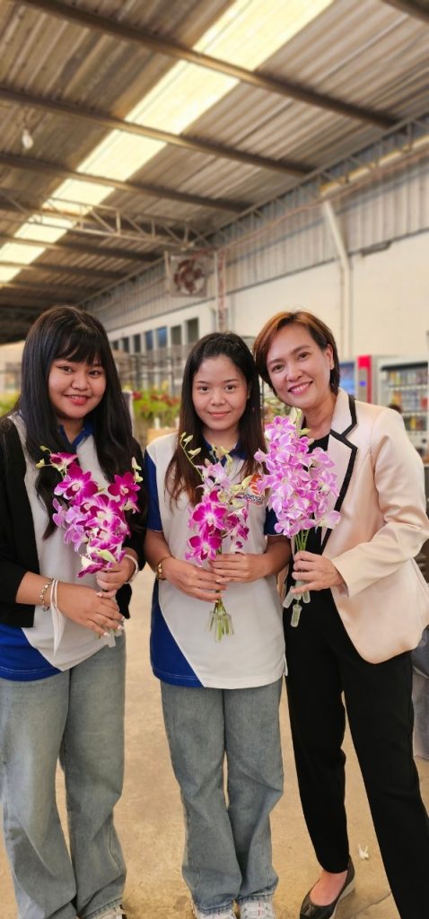 Dek Logistics ศึกษาดูงาน ณ สวนกล้วยไม้ แอร์ออร์คิดส์ 63