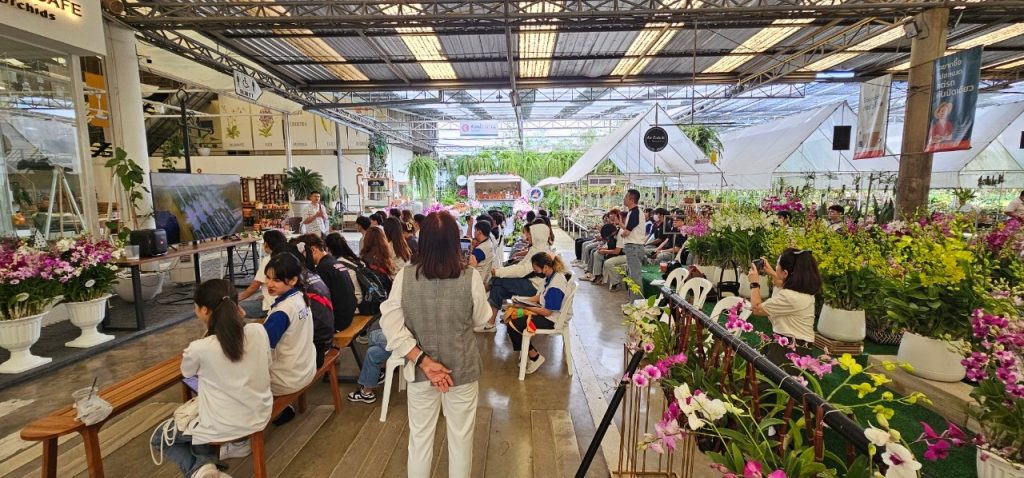 Dek Logistics ศึกษาดูงาน ณ สวนกล้วยไม้ แอร์ออร์คิดส์ 71