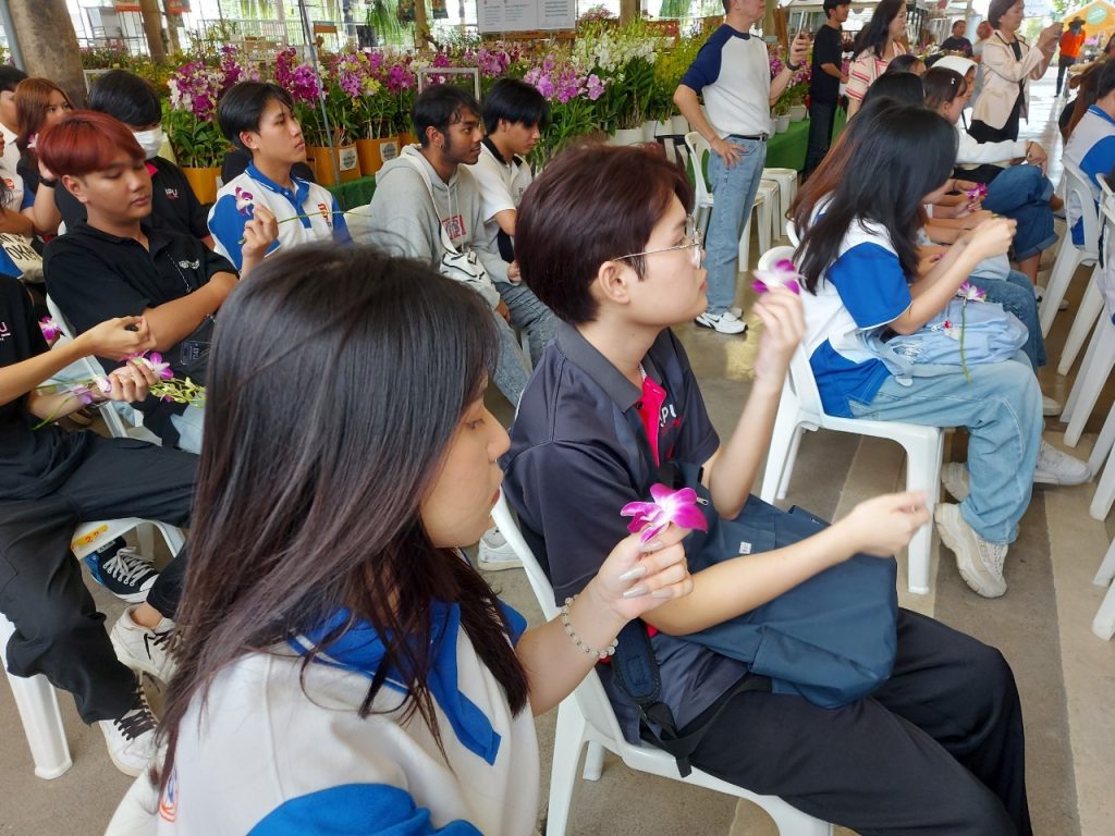 Dek Logistics ศึกษาดูงาน ณ สวนกล้วยไม้ แอร์ออร์คิดส์ 22